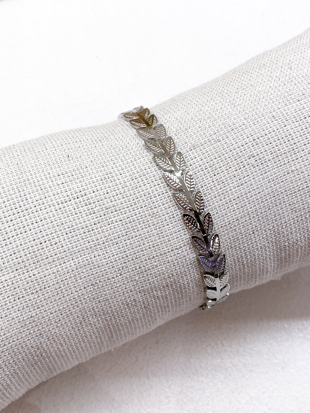 Bracelet jonc fin en acier inoxydable feuilles délicates