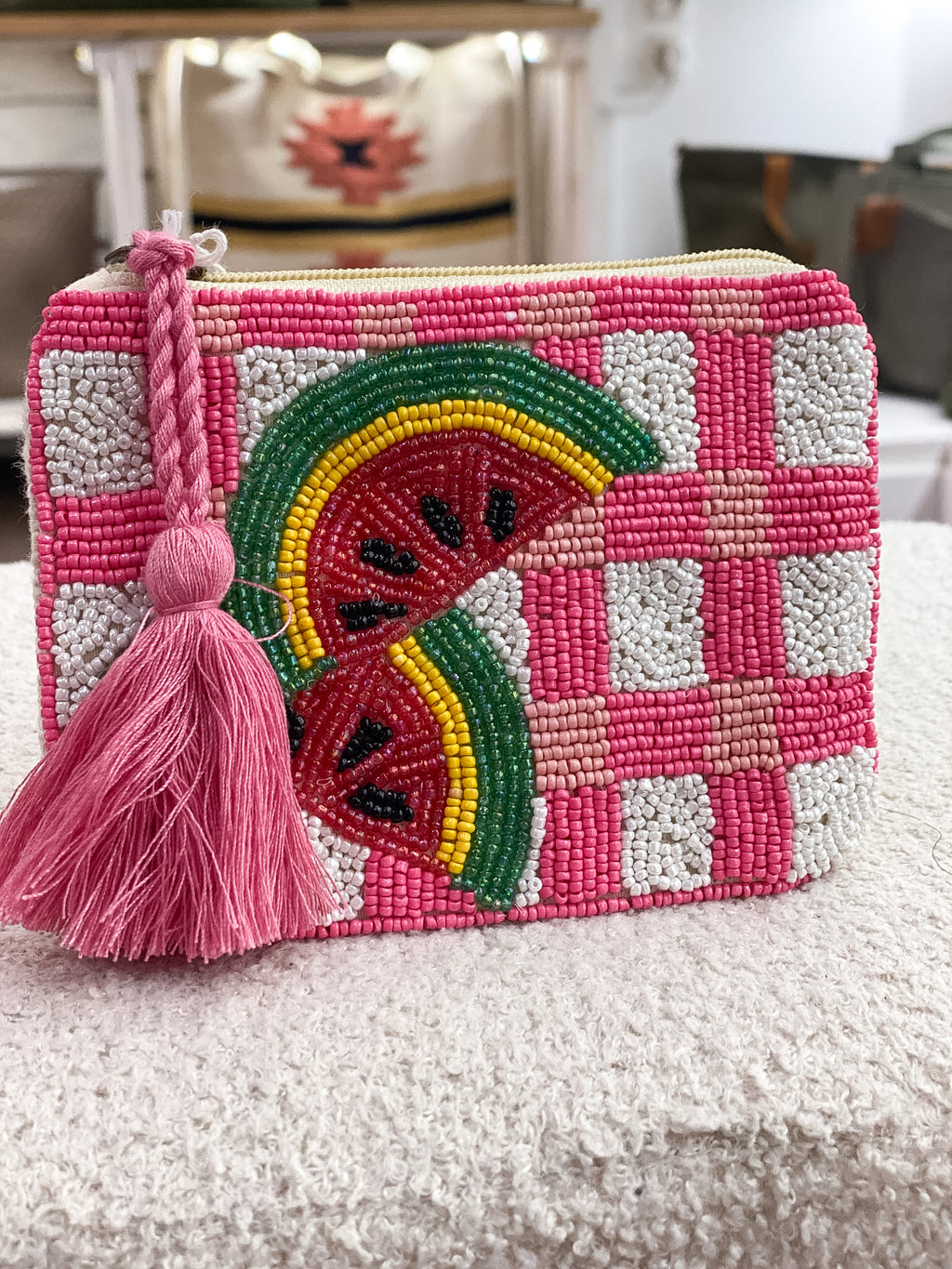 Pochette zippée perlée à carreaux et fruits colorés