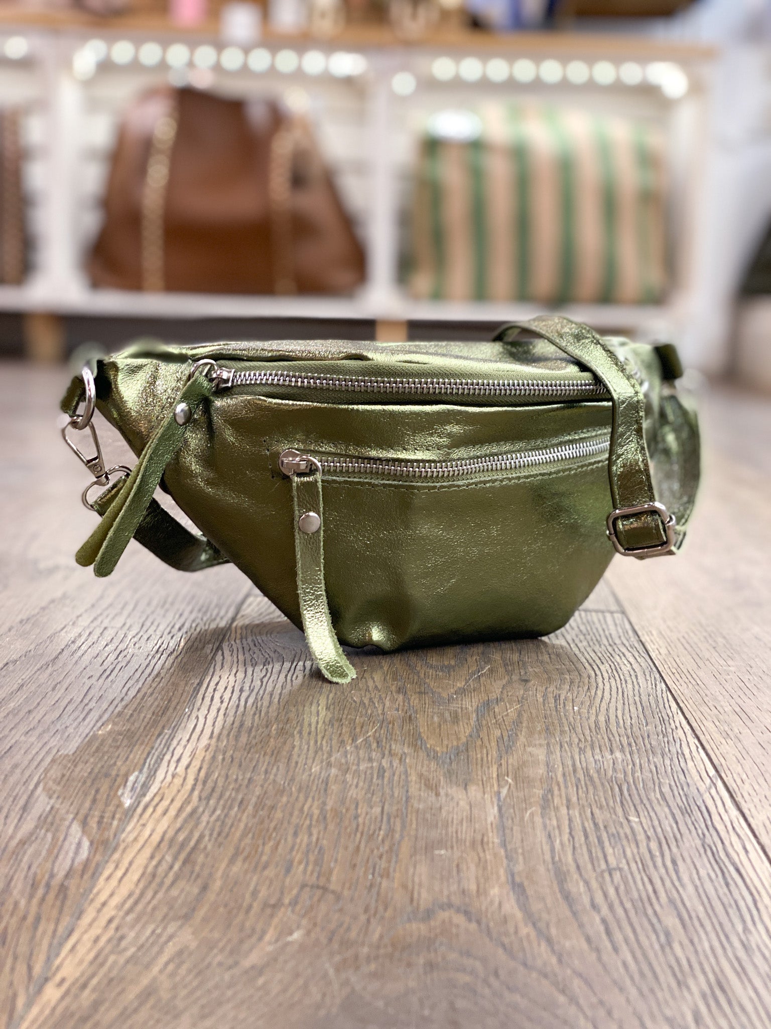 Sac banane femme en cuir irisé – fabrication italienne
