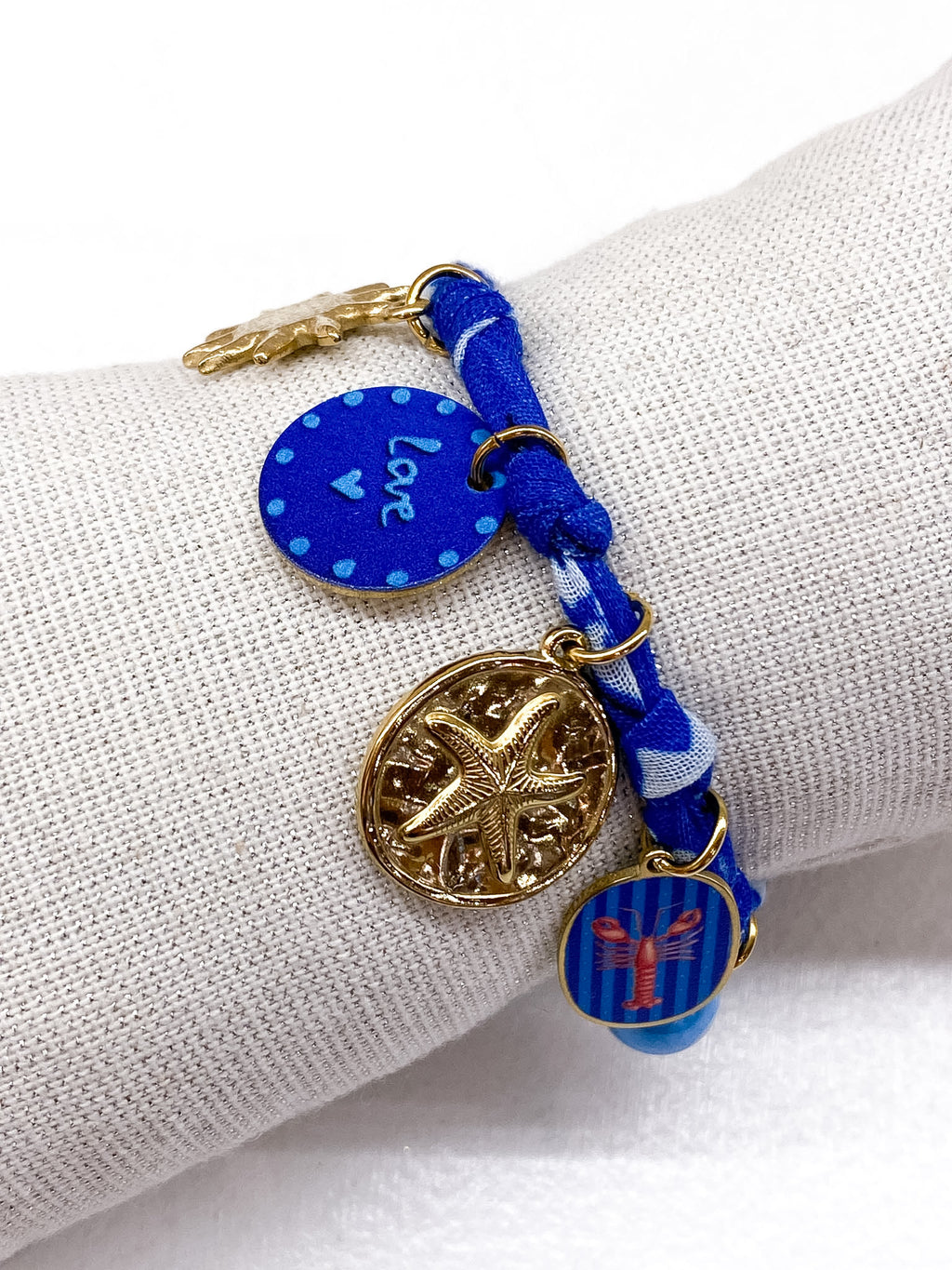 Bracelet en tissu bandana et pampilles dorées