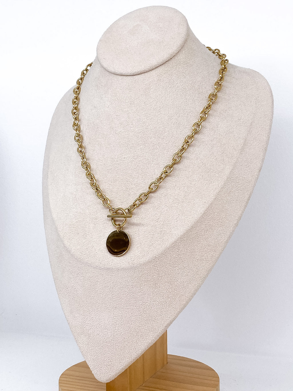 Collier chaîne épaisse avec médaillon rond