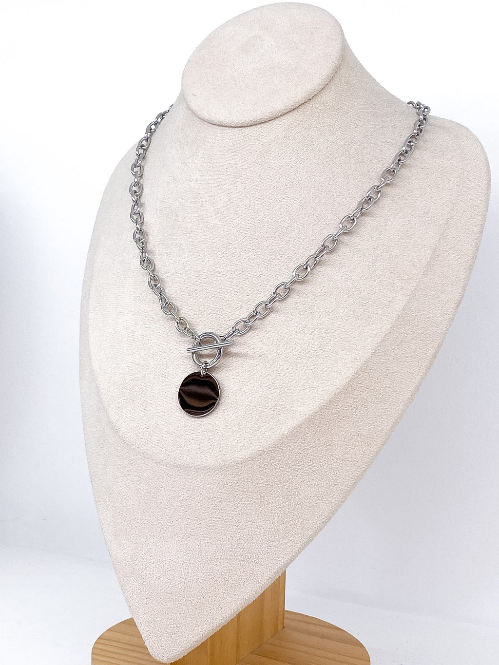 Collier chaîne épaisse avec médaillon rond