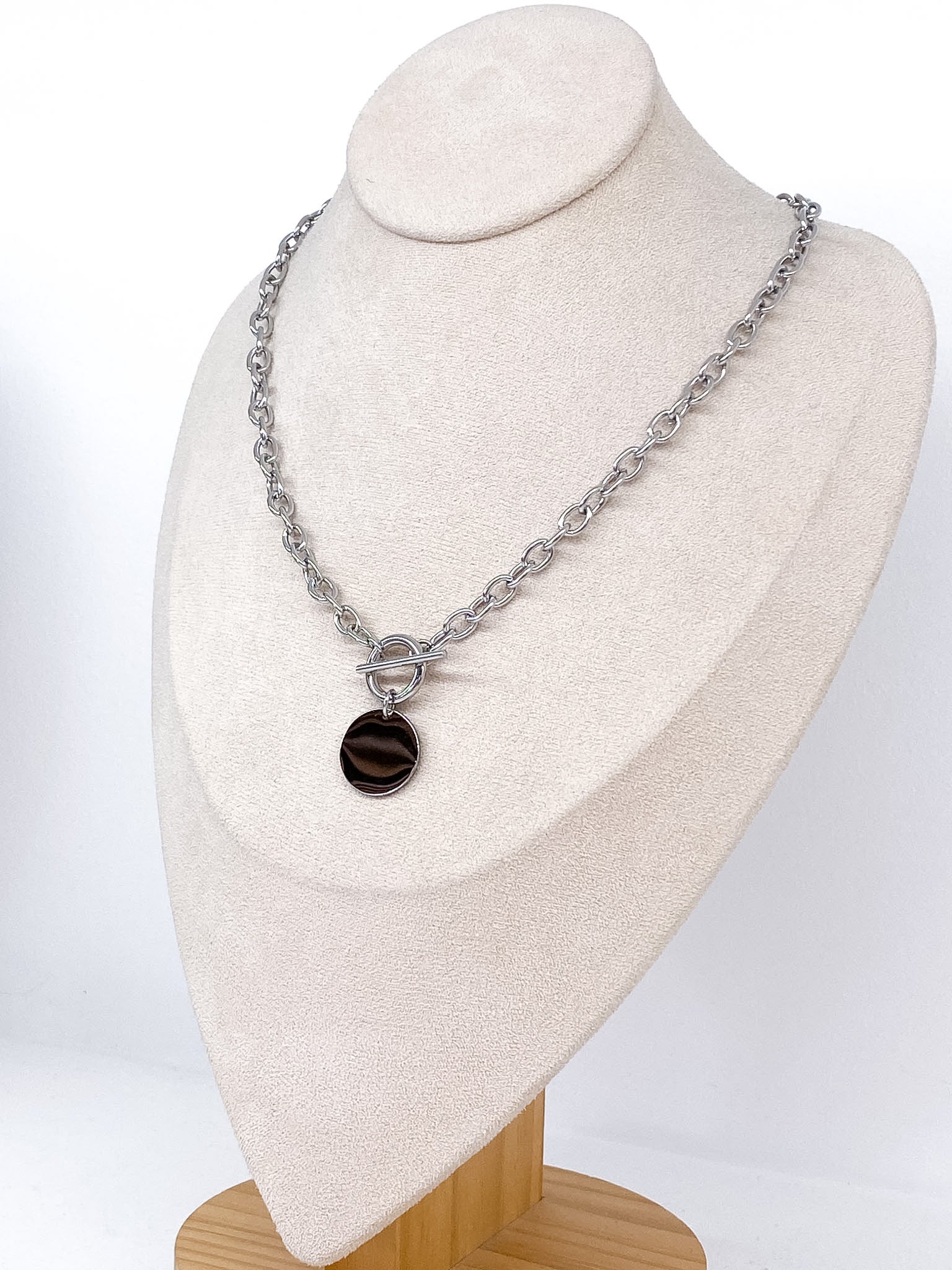 Collier chaîne épaisse avec médaillon rond