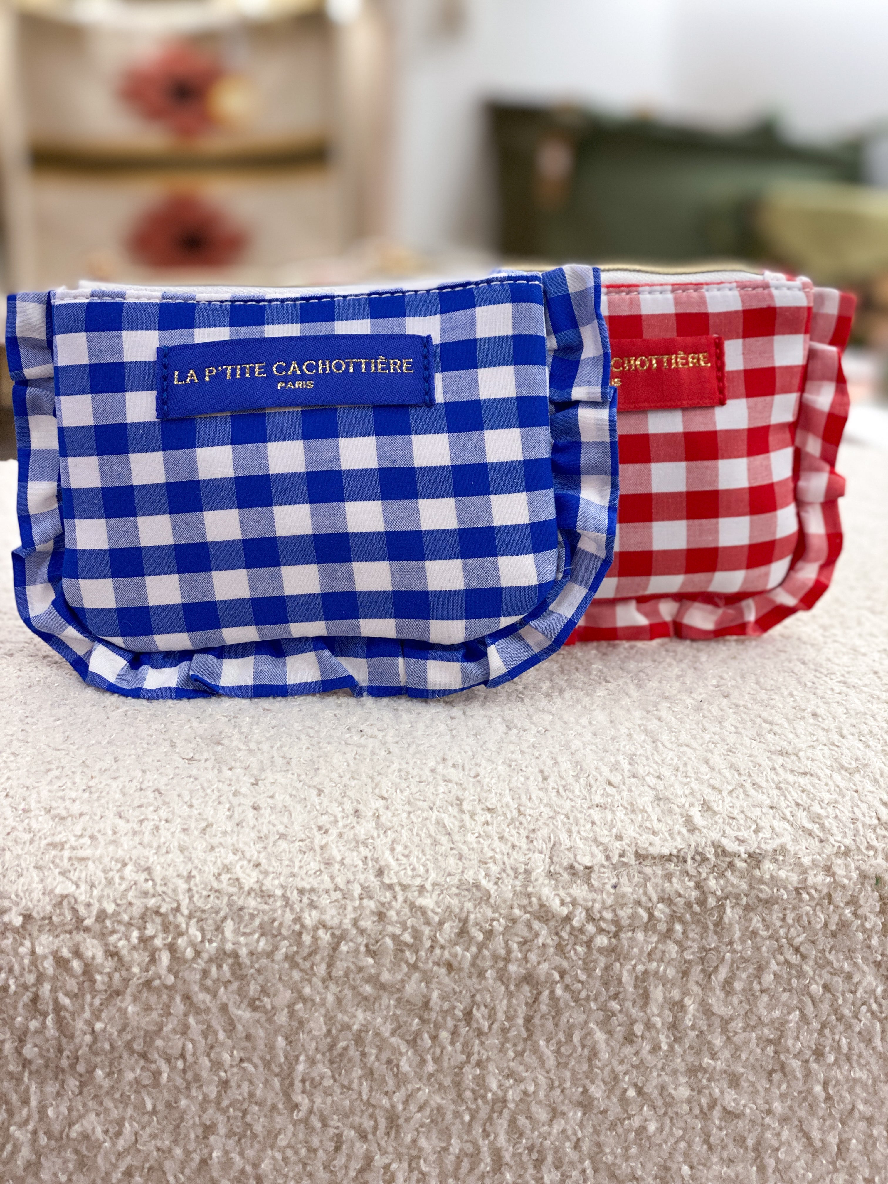 Petite pochette à carreaux Vichy avec volants