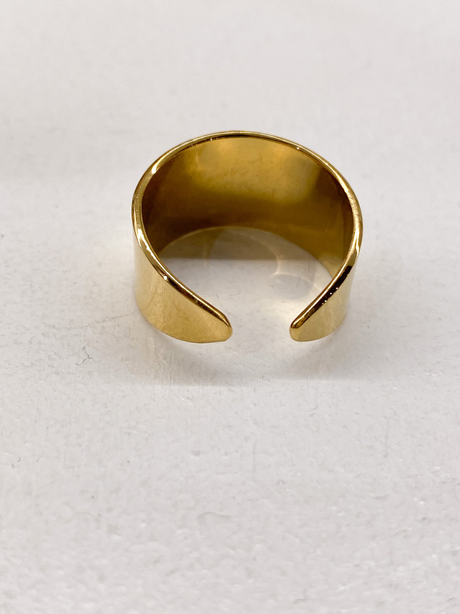 Bague large en acier inoxydable avec pampille maillon