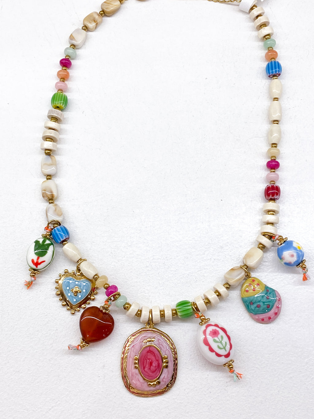 Collier perles fantaisie et pampilles colorées