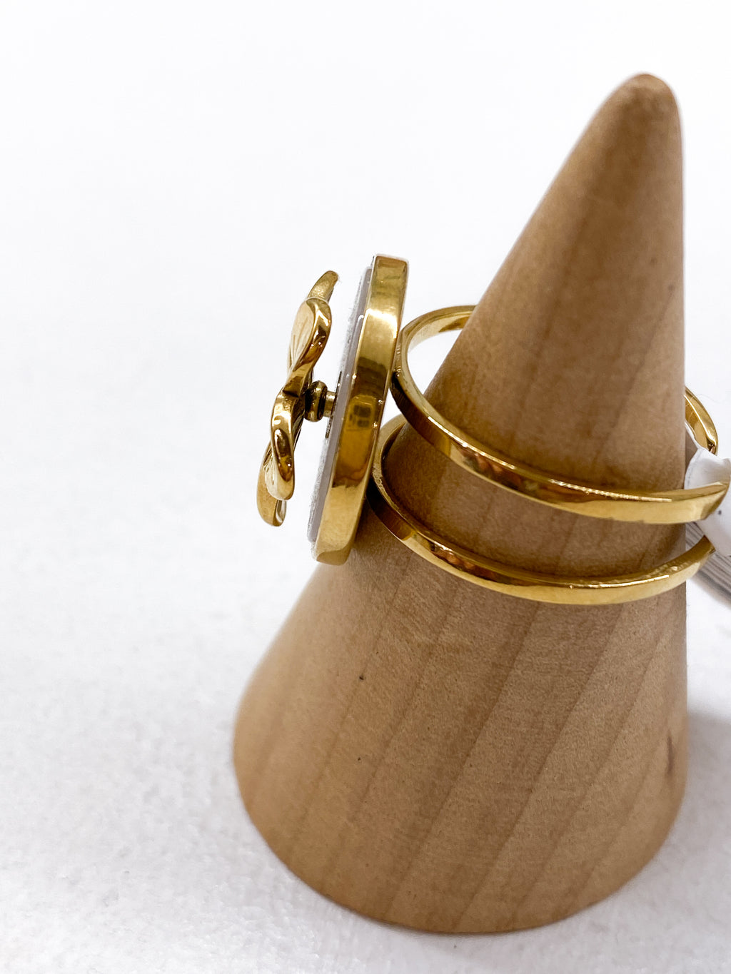Bague fine anti-stress avec fleur tournante