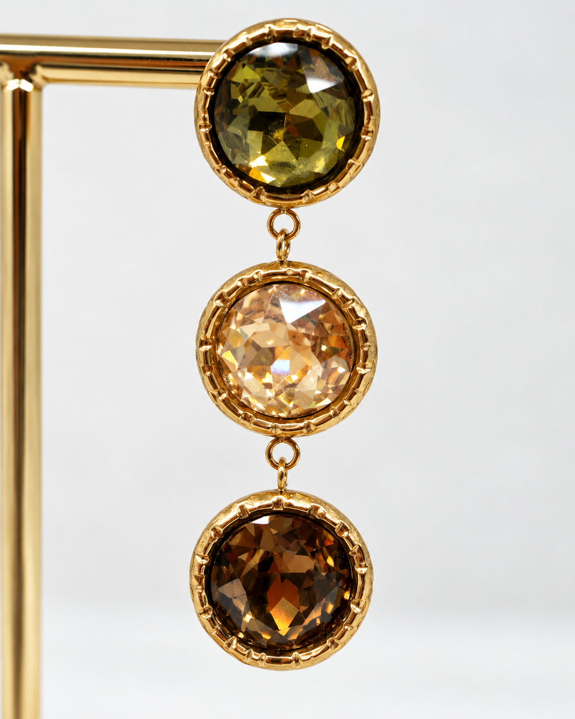 Boucles d’oreilles pendantes à trois niveaux en cristaux de verre vert, blanc et marron