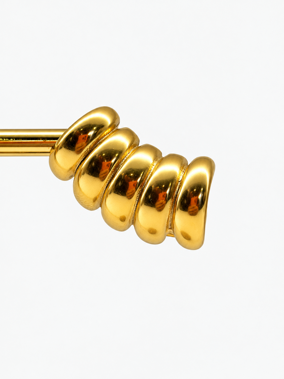 Boucles d’oreilles dorées larges en acier inoxydable