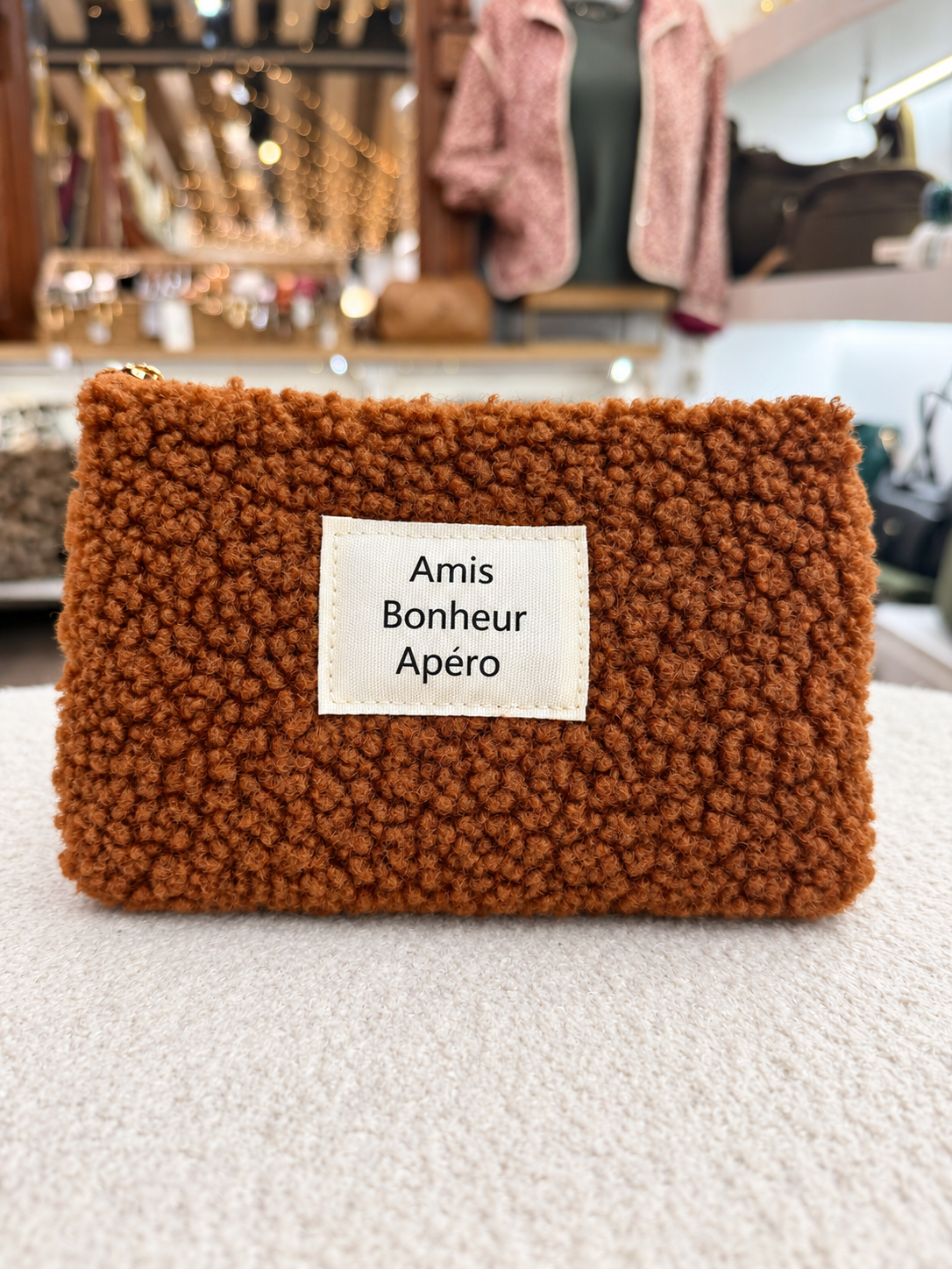 Pochette en laine synthétique avec message humoristique